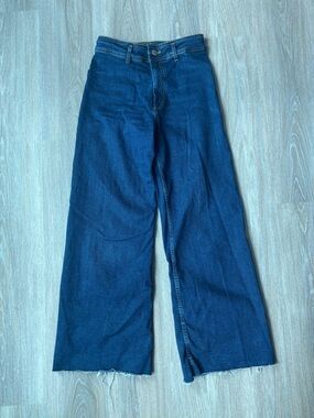 Size 6. Zara Dark Blue Wide-Leg Jeans